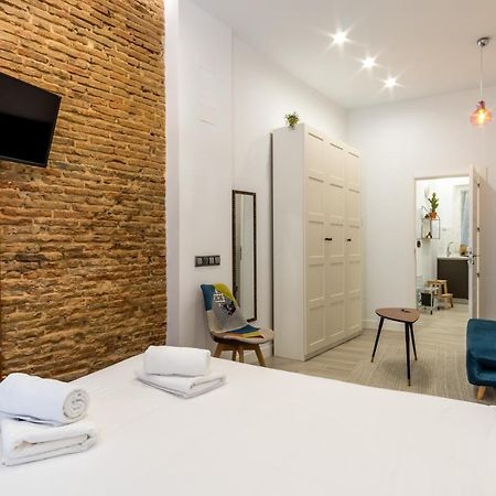 2 Habitaciones 2 Banos- Moderno Y Acogedor - Imperial Мадрид Екстер'єр фото